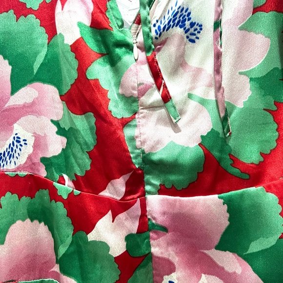 ASOS DESIGN Curve wrap maxi Floral and Zebra Long Sleeve dress in mixed print 6 - Picture 12 of 13